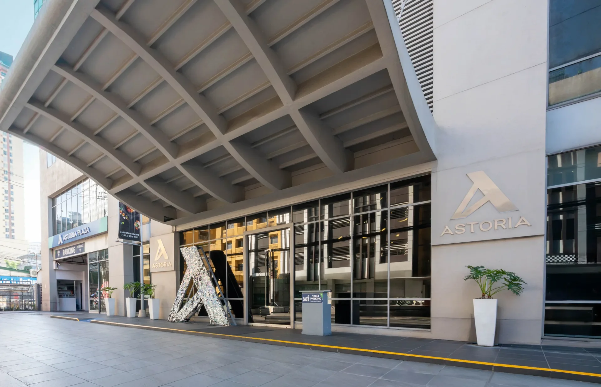 Astoria Plaza in Ortigas